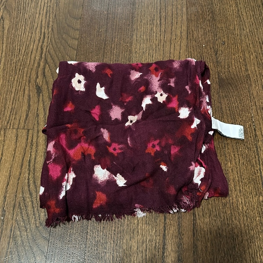 NWOT Multicolored Neck/Head Scarf Wrap With Small Fringe 76x22